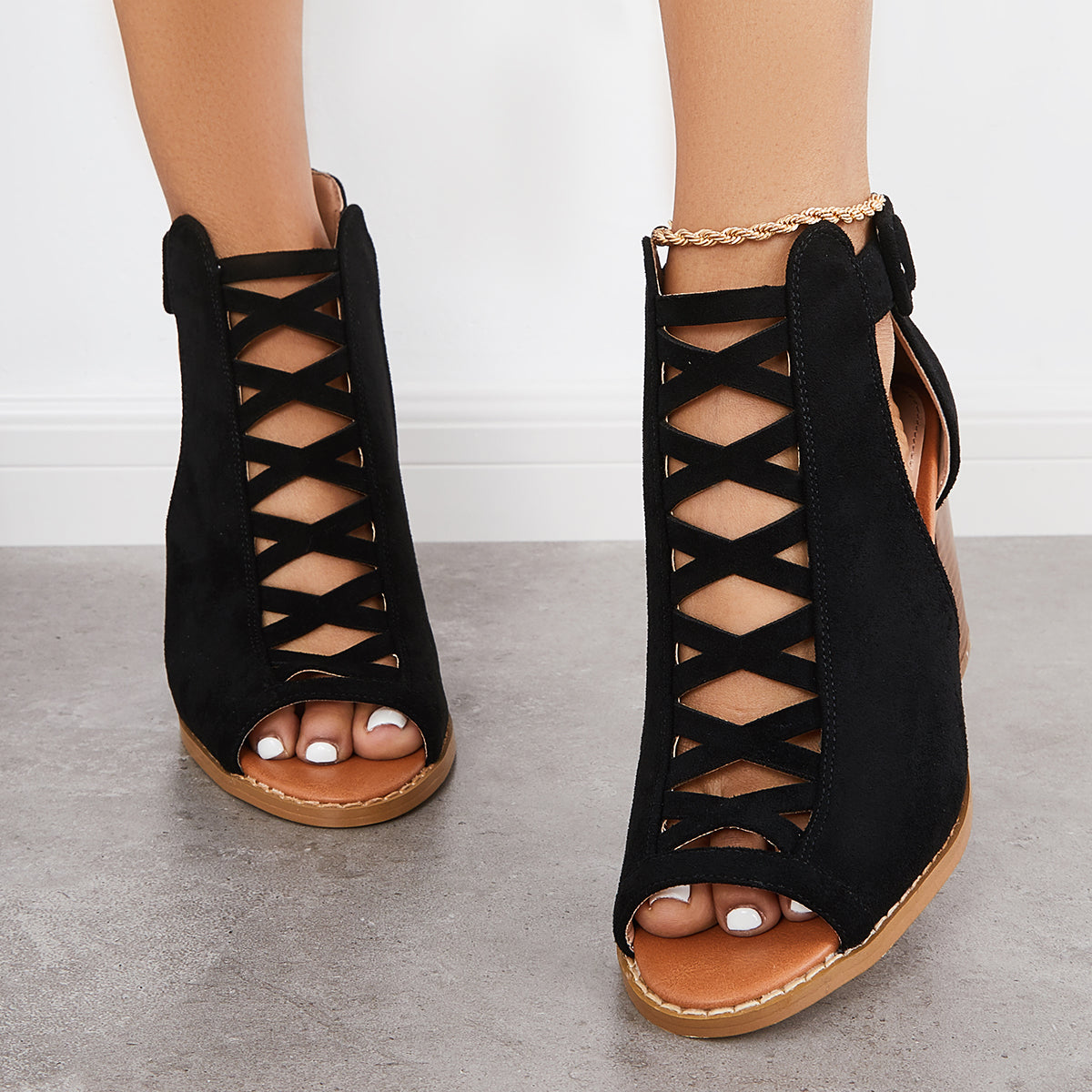 Women Cutout Sandals Casual Black Chunky Heel Sandals