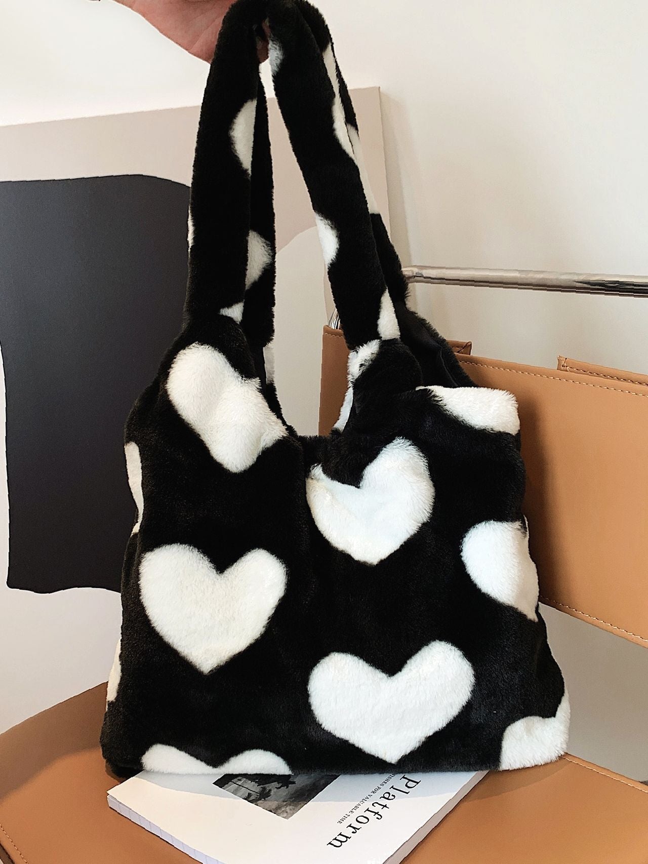 binfenxie - Heart Graphic Fluffy Tote Bag  - Women Tote Bags