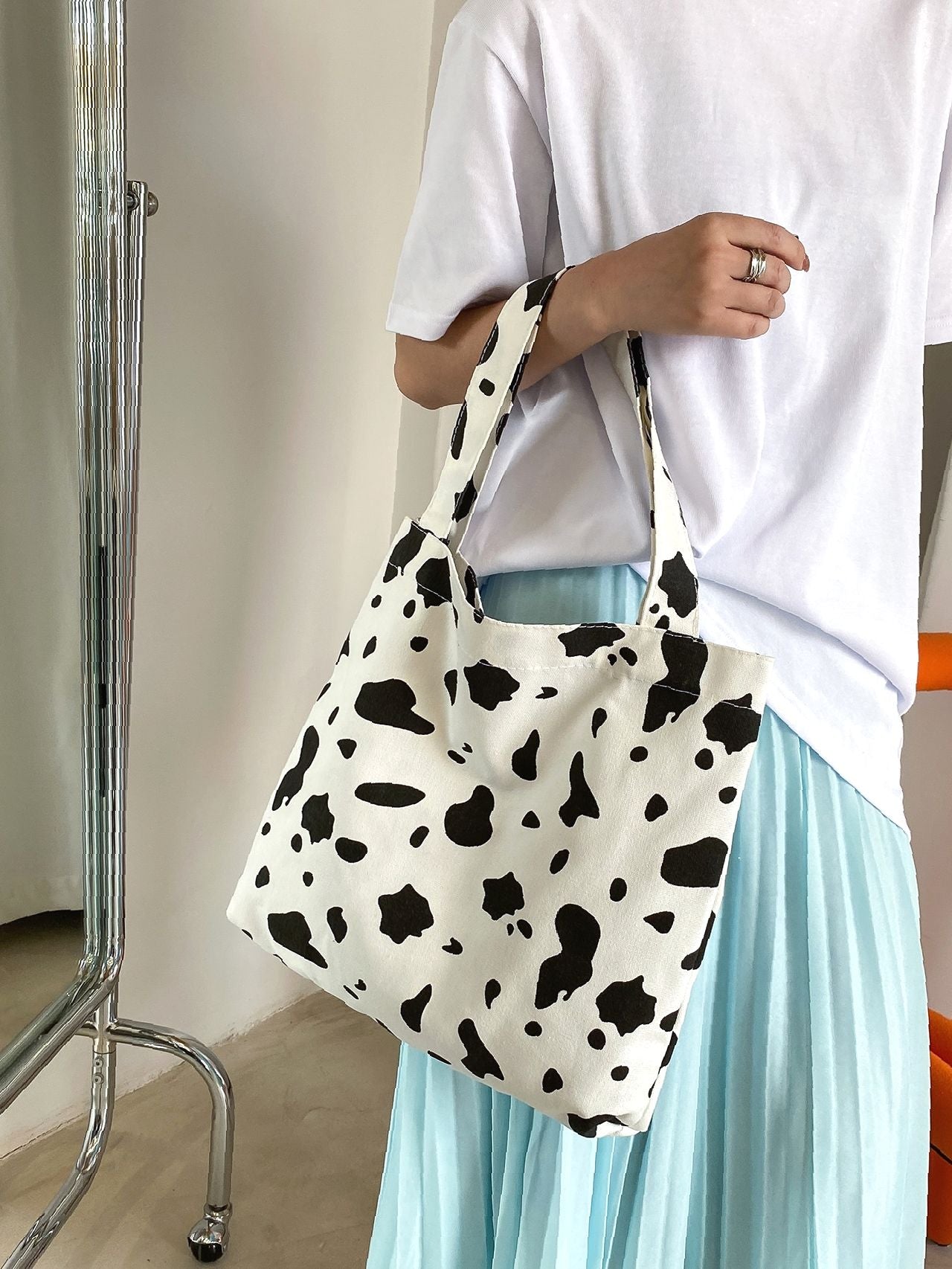 binfenxie - Cow Print Shopper Bag  - Women Tote Bags