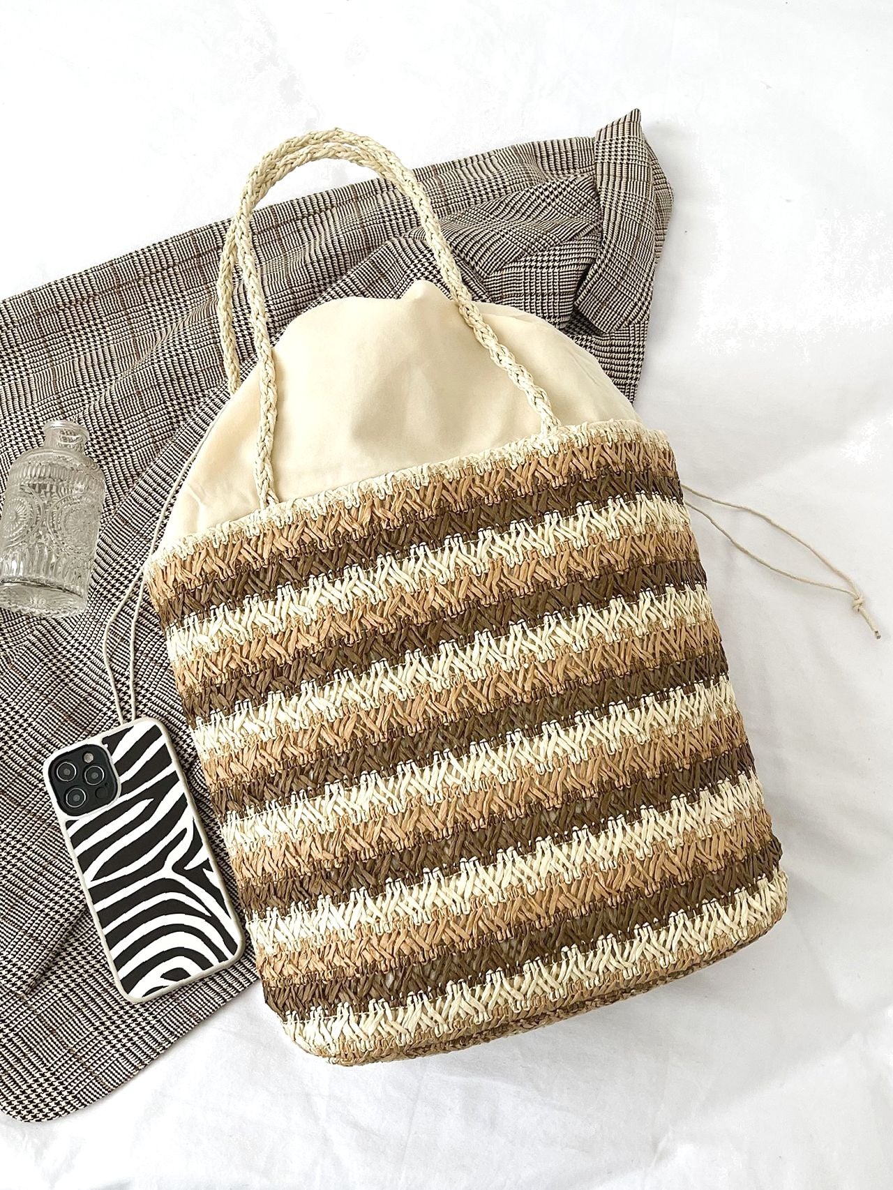 binfenxie - Colorblock Drawstring Decor Straw Bag  - Women Tote Bags