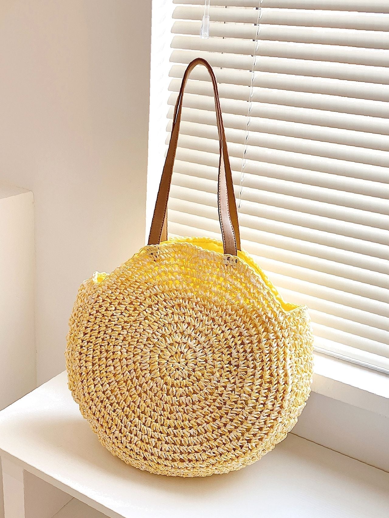 binfenxie - Minimalist Round Straw Bag  - Women Tote Bags