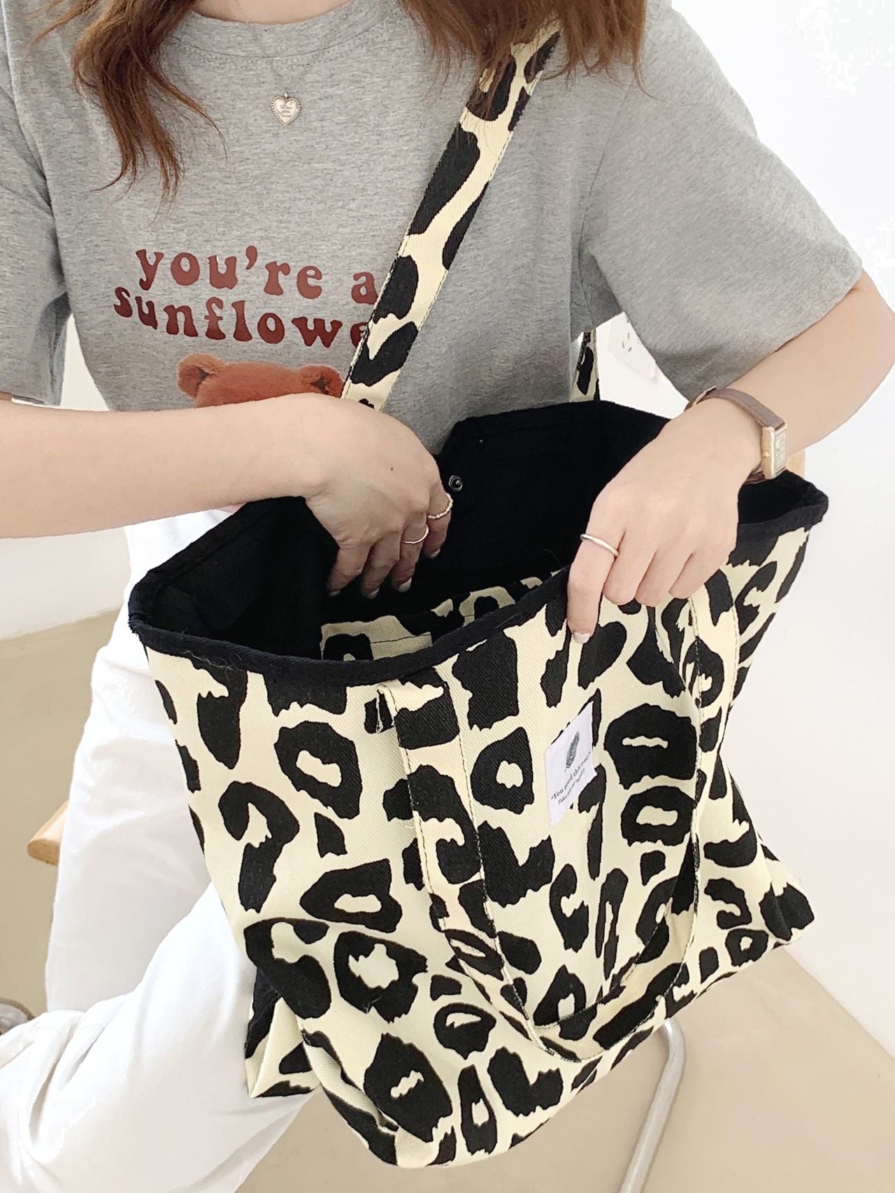 binfenxie - Leopard Tote Bag with Inner Pouch  - Women Tote Bags