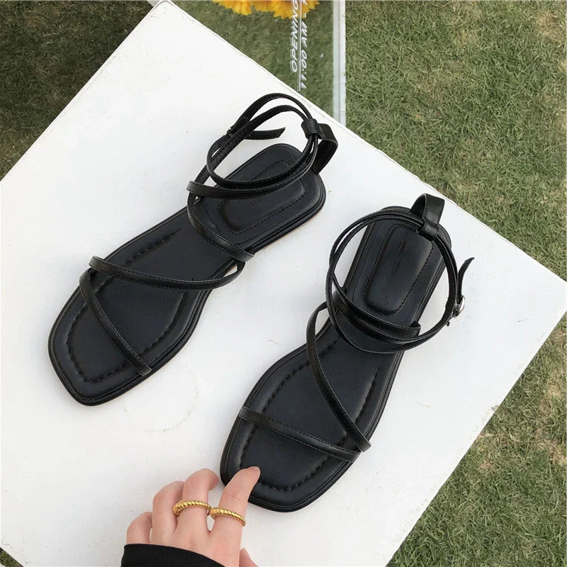 New Fashion Women Sandals Flat Heel Narrow Band Back Strap Summer Gladiator Shoes Ladies Casual Summer Beach Slides