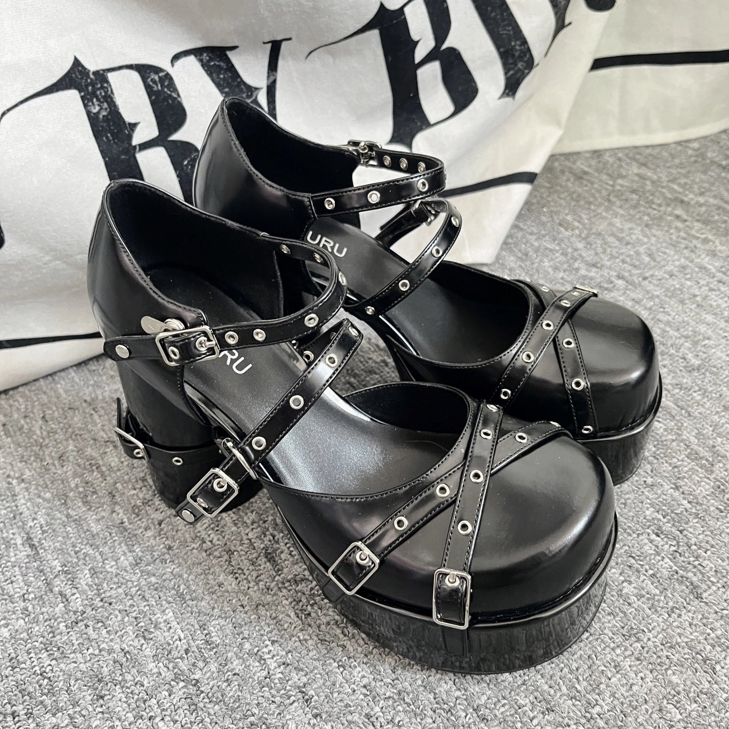 ♡ Sin and Love ♡ - Goth Platform Shoes