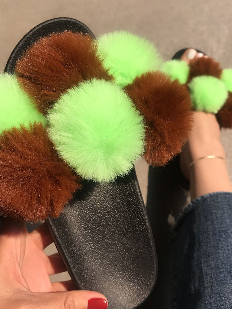 Pom Pom Slippers