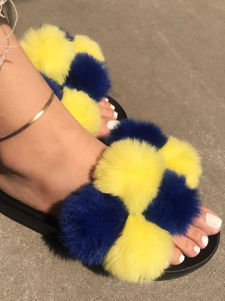 Pom Pom Slippers