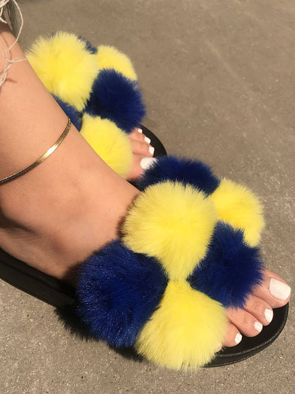 Pom Pom Slippers