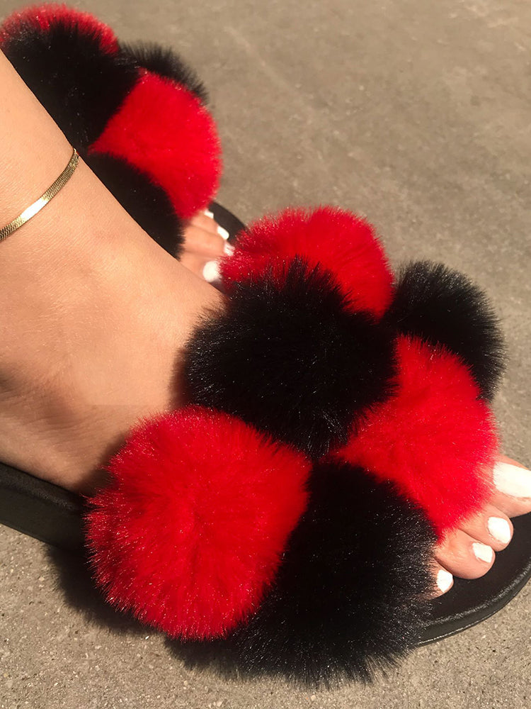 Pom Pom Slippers