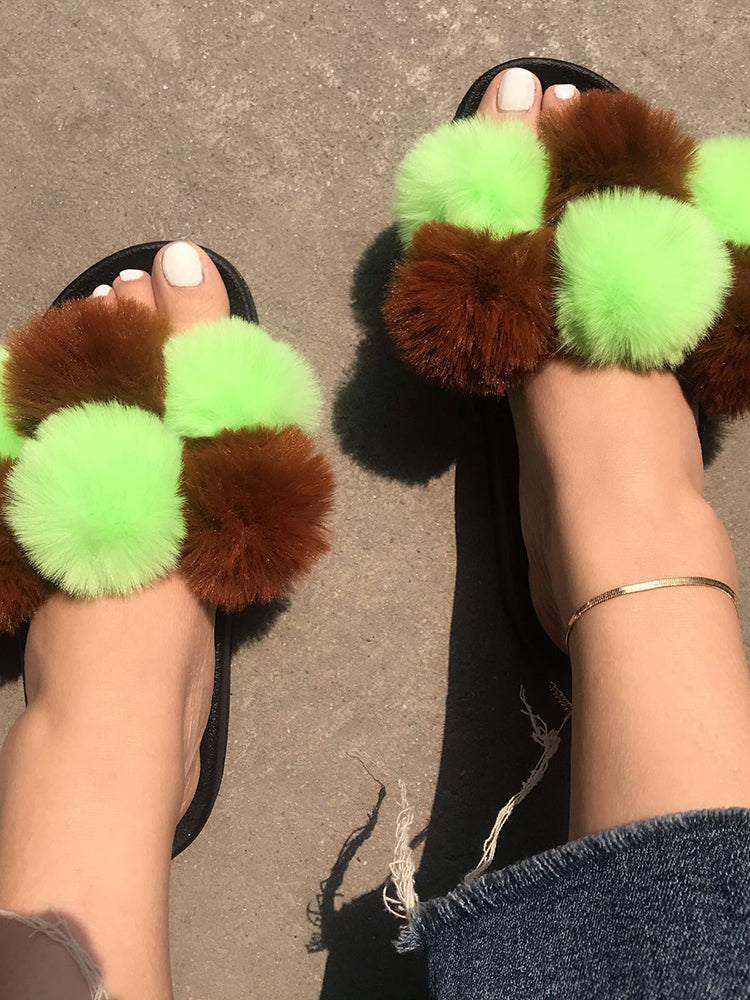 Pom Pom Slippers