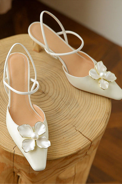 Pearl Flower Pointed-Toe Pumps