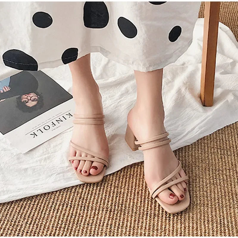 Women Sandals Ladies Square Heels Elegant Summer Slippers Outside Cross Tied Leather Female Slides Fashion Woman Sandals