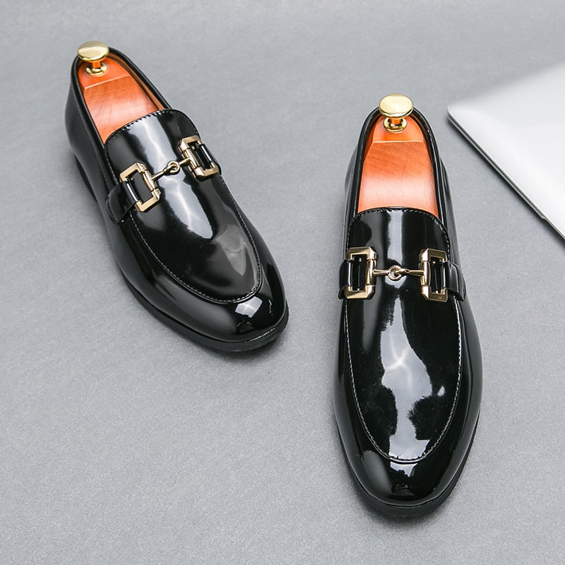 Black Loafers for Men Metal Decoration Breathable Business Men Dress Shoes Free Shipping Zapatos De Vestir Hombre Men Shoes