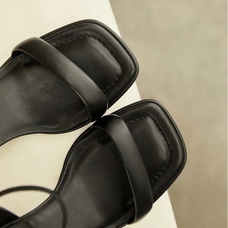 Summer Narrow Band Women Sandal Fashion Square Low Heel Ladies Elegant Dress Sandal Shoes Outdoor Casual Slides