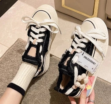 Small Fragrance Canvas  Women Thin Spring New Ins Tide Korean Version Beggar Shoes Small White Shoes Skateboard Shoes