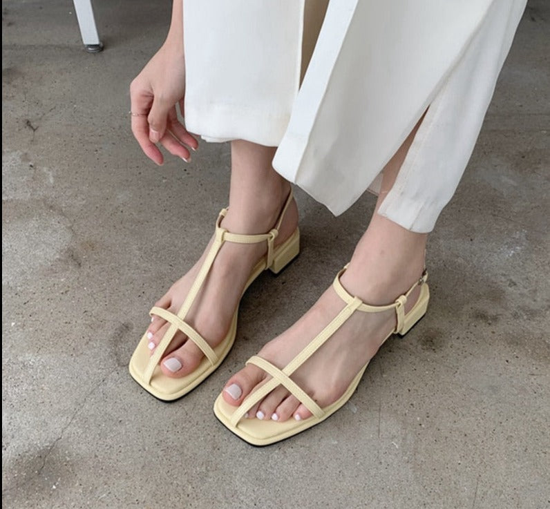 Summer New Brand Women Sandal Fashion Narrow Band Ladies Dress Gladiator Shoes Square Low Heel Ankle Strap Beach Sanda