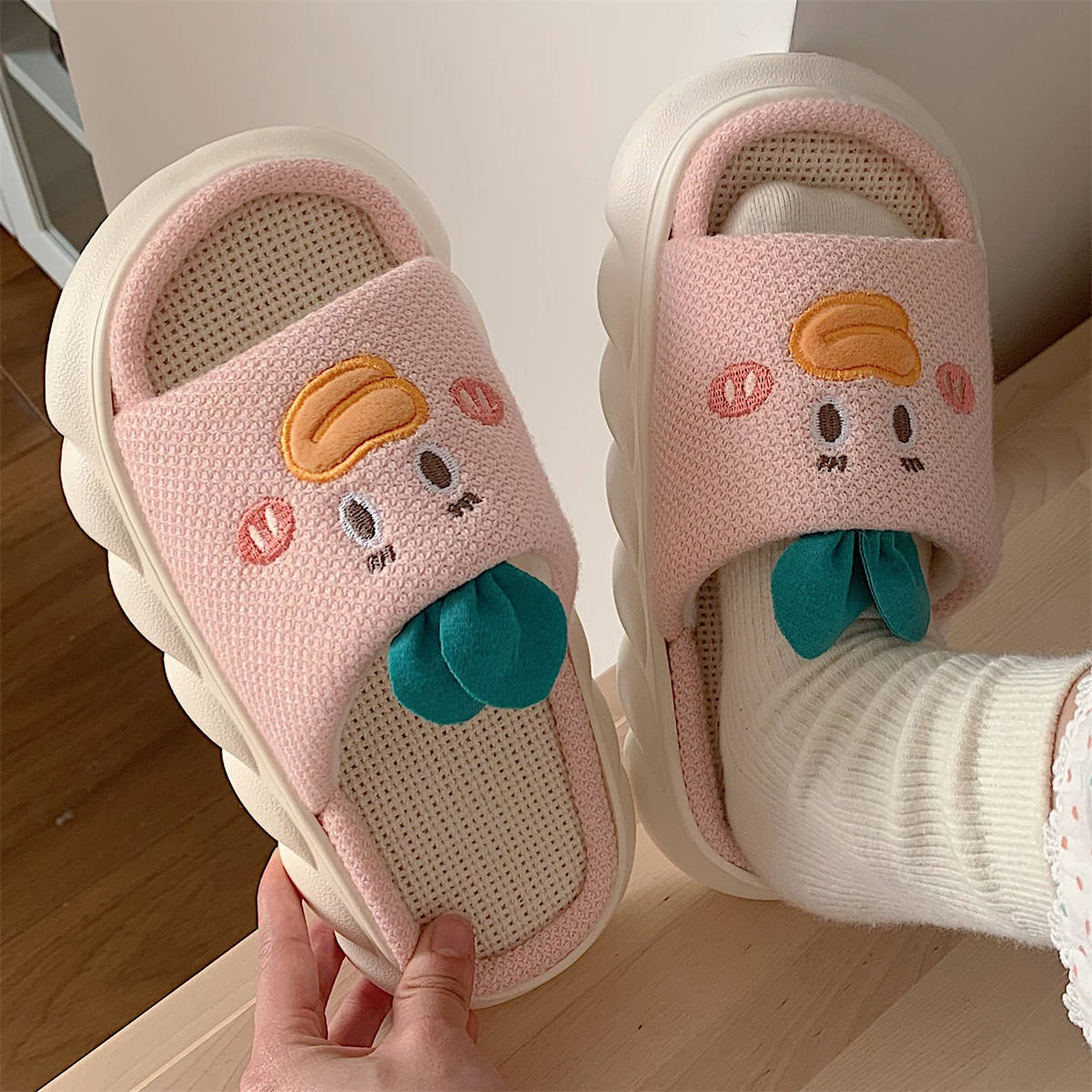 Thick Platform Home Slippers Women Linen Slippers Spring Summer Indoor Shoes Cartoon Animals Non Slip Outdoor Woman Slides