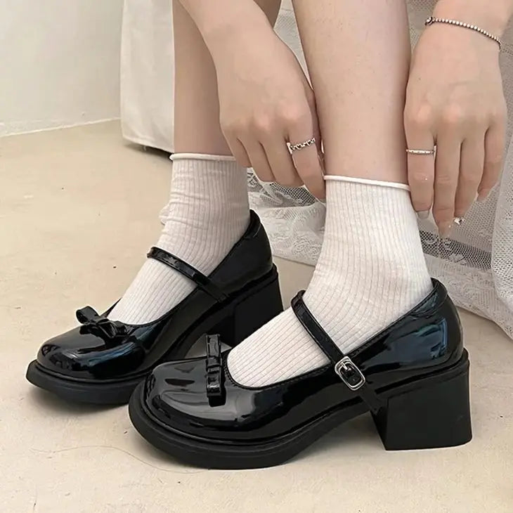 Futurecen Vintage Ankle Buckle Mary Jane Shoes Women Patent Leather Thick Heels Pumps Woman Japanese Style Platform Uniform Lolita Shoes