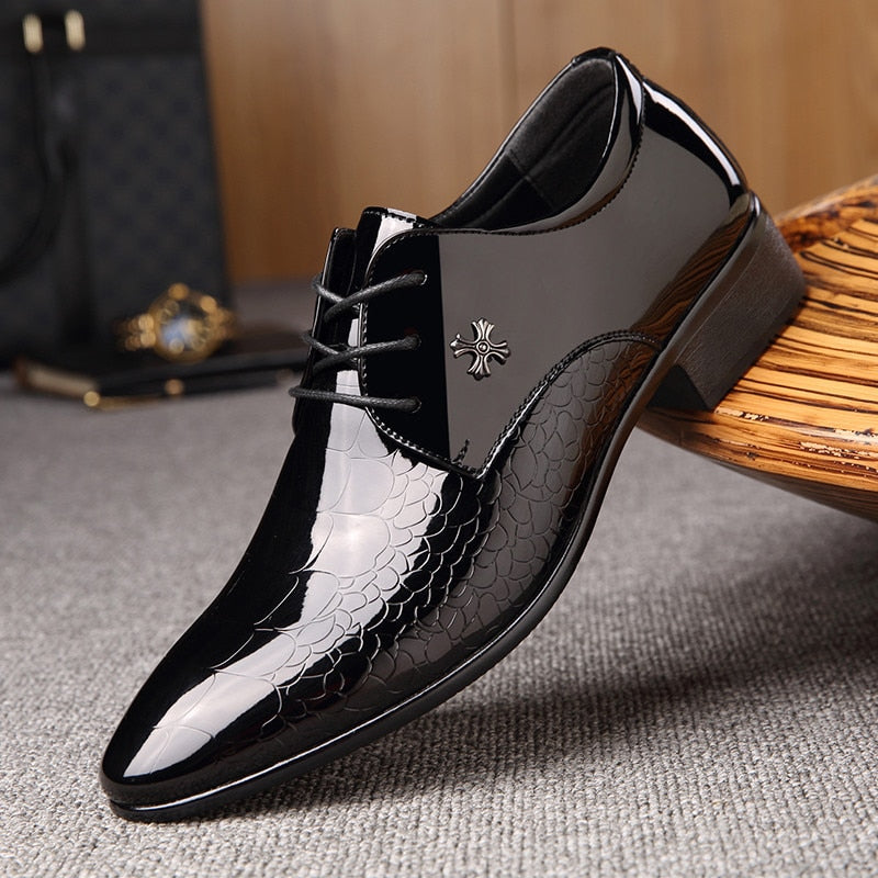 The Latest Oxford Shoes Men's Luxury Lacquer Wedding Shoes Pointed Toe Dress Shoes Classic Derby Shoes Leather Shoes Size 38-48