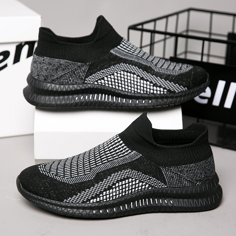 Men Casual Shoes Lightweight Sneakers for Male Sports Shoes Breathable Outdoor Walking Footwear Mesh Men's Tennis Free Shipping