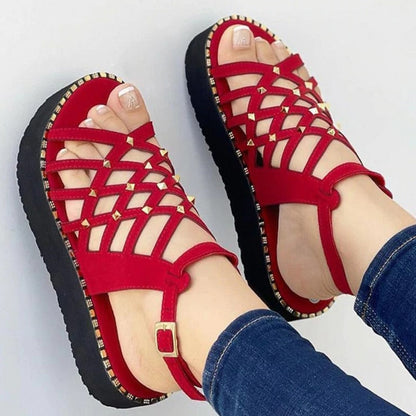 Women Sandals Fashion Rivet Flat Heels Sandals Summer Shoes Women Elegant Heeled Shoes Platform Sandalias Mujer Free Shipping