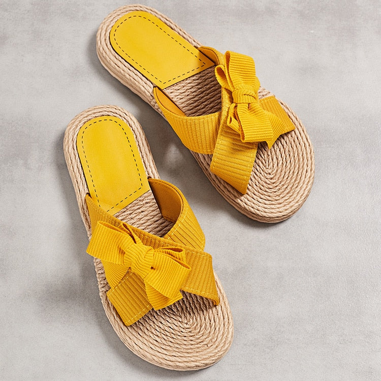 Handmade Ladies Home Slipper Hemp Straw Women Sandals Casual Outdoor Cross Slipper Female Summer Beach Wear Flat Heel Shoes