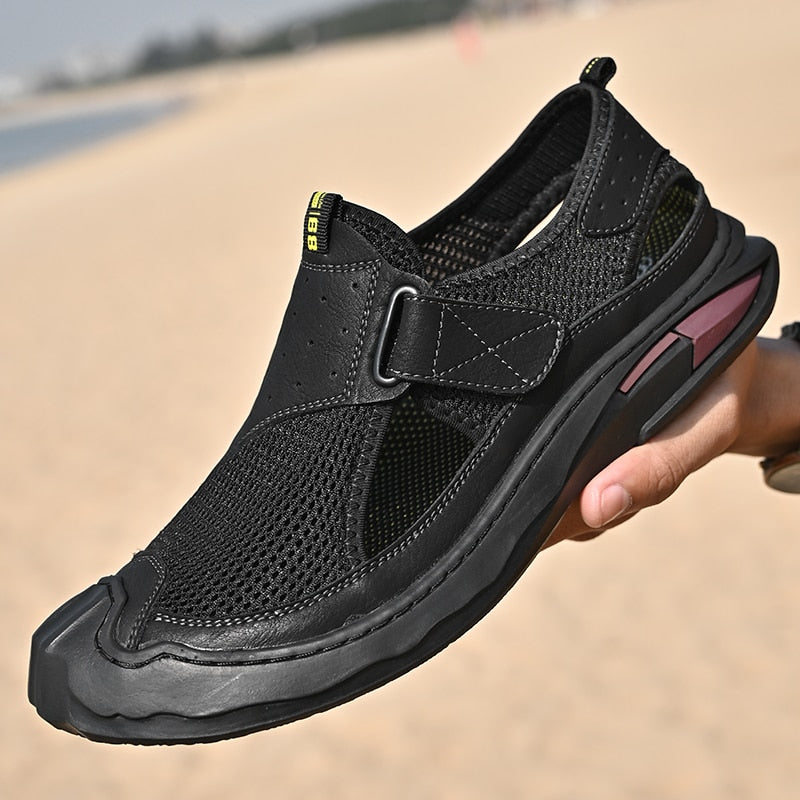 Men mesh Summer Casual Shoes Breathable Water Slip-on Shoes comfy Men Sandals Lightweight Men Sneakers Non-slip beach male shoes