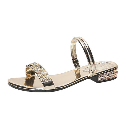 The New Sandals Women Summer  Fashion Elegant Non-Slip Crystal luxury Ladies Slippers Rivet Rhinestone Low Heels