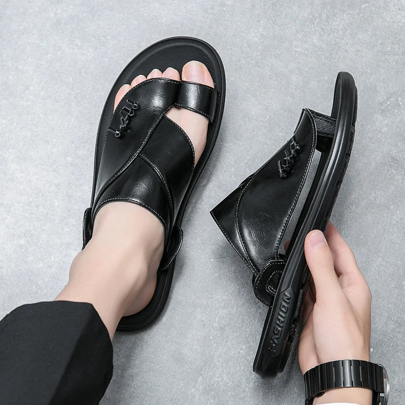 Men's Summer New Sandals and Slippers Men's Leather Sandals Adult Breathable Beach Shoes Non-slip Open-toe Leather Sandals Flat