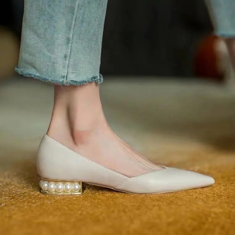 Women's Summer Footwear Pearl Pointed Toe Shoes for Woman White Moccasins Low Heel Elegant on Offer E Fashion Korean Style