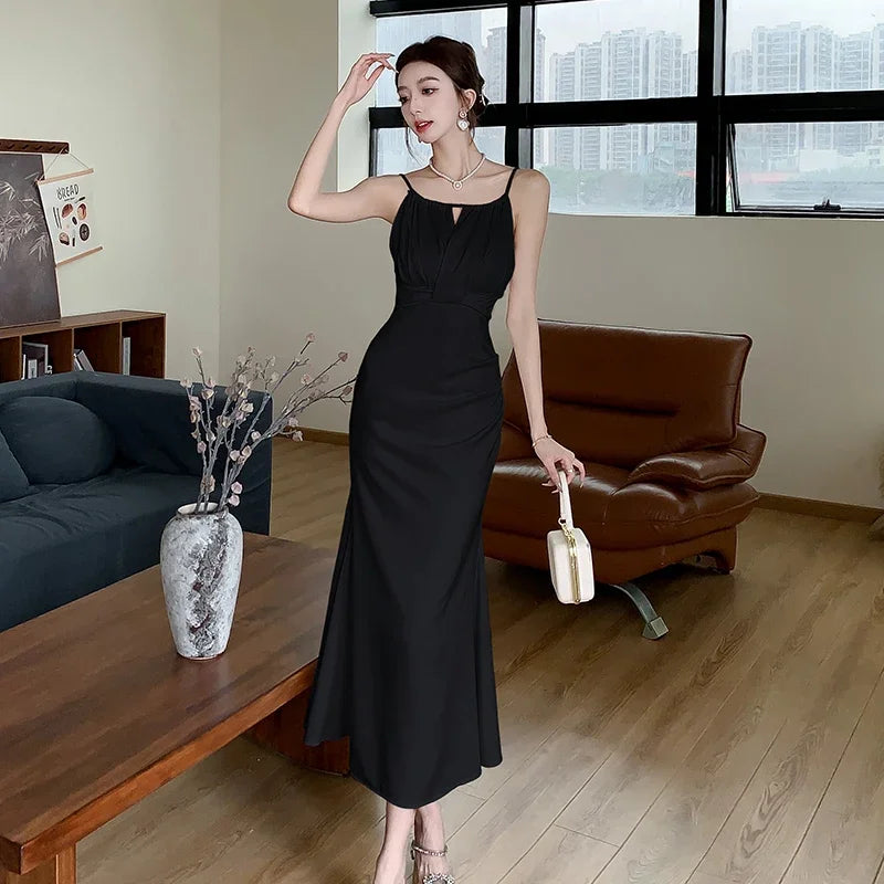 Summer New Style French Retro Halter Strap Dress for Women, Satin Fish Tail High-Level Feeling Long Dress with Design Sense