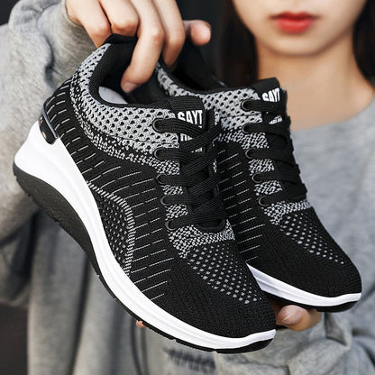 Autumn Thick Sole Sneakers Fashion Flat Sneakers Women Heightening Breathable Vulcanized Shoes Running Shoes