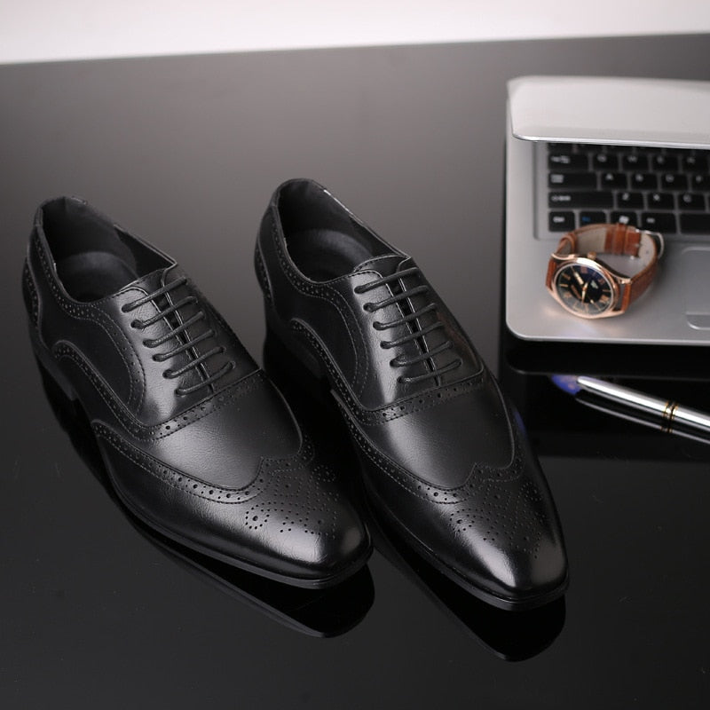 Men's Classic Retro Brogue Shoes Mens Lace-Up Leather Dress Business Office Flats Men Wedding Party Oxfords EUR Sizes 38-48