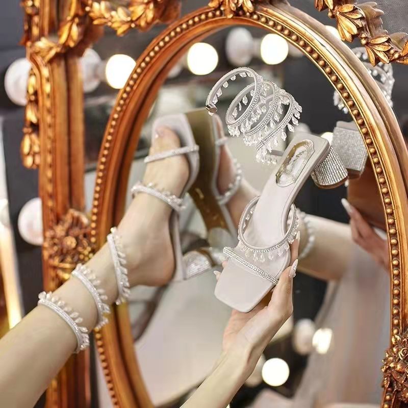 Summer New Square Head Rhinestone Shoes Crystal Pendant Party Wedding Shoes Mid Heel Fashion Sandals Women