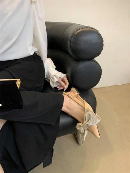 binfenxie Fashion Design Big Butterfly Knot Women Flat Mules Sandals High Quality Cozy Patent Leather Pointed Toe Back Strap Shoes