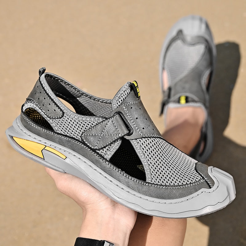 Men mesh Summer Casual Shoes Breathable Water Slip-on Shoes comfy Men Sandals Lightweight Men Sneakers Non-slip beach male shoes