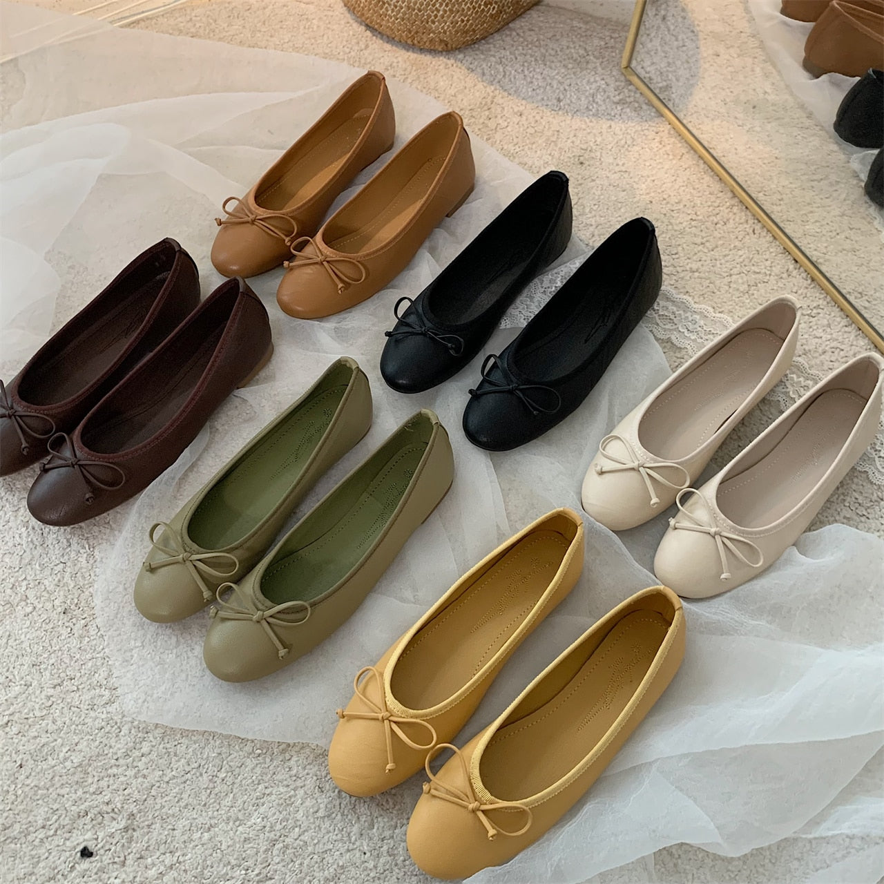 Classic Female Flats Ballerina Shoes Women Fashion Brand Round Toe Ballet Bow Knot Shallow Moccasin Slip On Loafer Big size