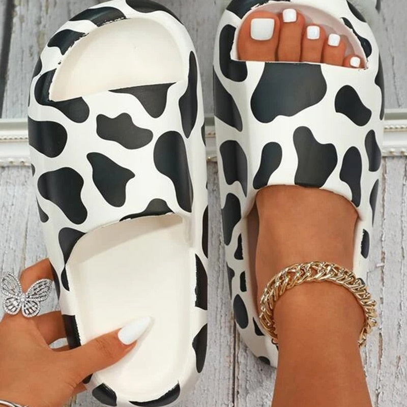 Summer Home Cow Pattern Women Slippers Black White Thick Sole EVA Girls Platform Shoes Outdoor Cartoon Ladies Beach Slides