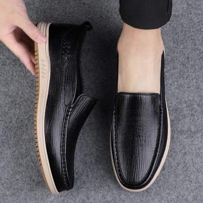 Genuine Leather Men Casual Shoes Luxury Brand Mens Loafers Moccasins Breathable Slip on Italian Cow Leather Shoes  New