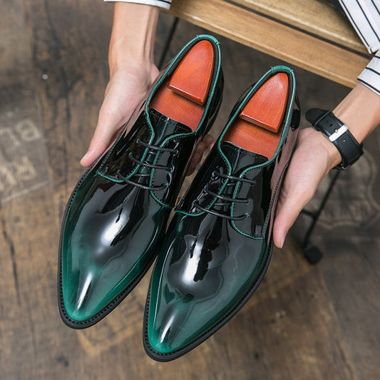 Men Mirror Face Oxfords Shoes Luxury Designer Formal Shoes Patent leather Pointed Shoes Lace-Up Business Dress Green Mocasines