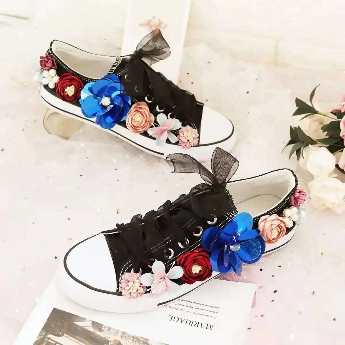 binfenxie  -  Women's Sports Shoes High-top Canvas Shoes Sweet Lace-up Shoes for Women White / Black Flowers Student Pretty Fairy Sneakers