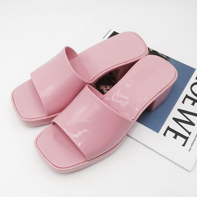 New Women Slippers Simple Solid Color  Non-slip Outdoor Beach Woman Sandals Fashion with Heel Slider Summer Female Shoes