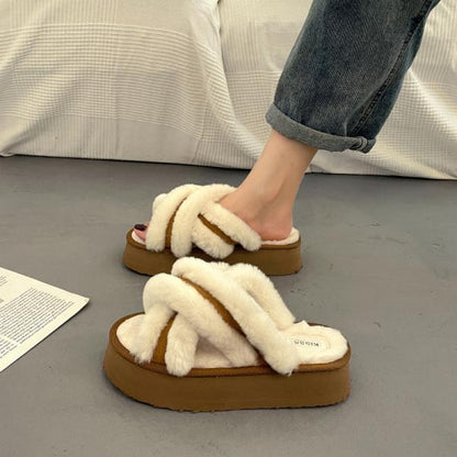 Slippers Casual Shoes Flock Platform Med Slipers Women Fur Flip Flops Slides Luxury Flat Plush PU Rubber Basic Fur Shoes Wo