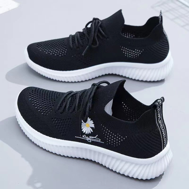 Woman Vulcanized Sneakers Women's Shoes Spring White Breathable Sports Mesh Versatile Summer Flats Hollow Walking No-slip New