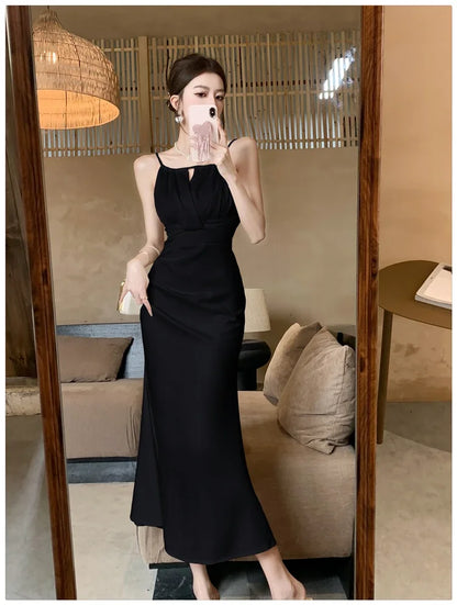 Summer New Style French Retro Halter Strap Dress for Women, Satin Fish Tail High-Level Feeling Long Dress with Design Sense