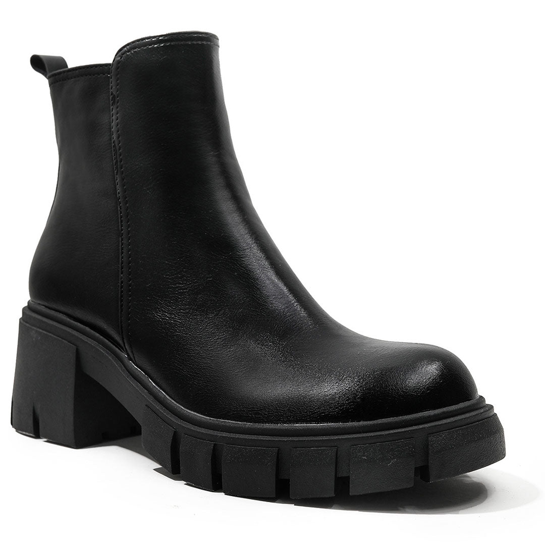 Lug Sole Block Heel Ankle Boots - Black