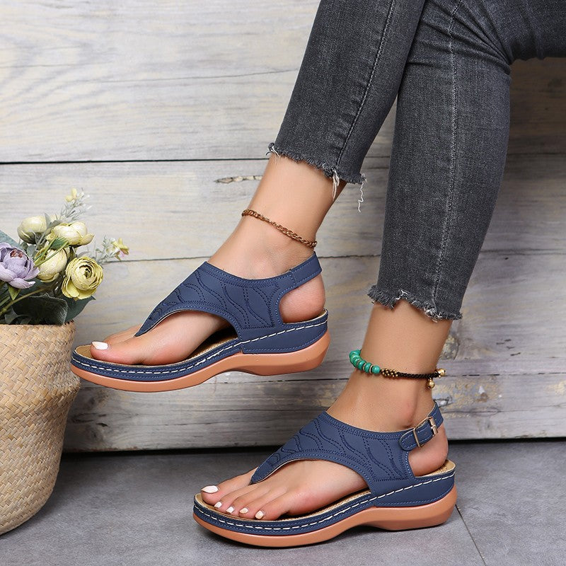 「binfenxie」Women's Stylish Wedge Heeled Flip Flops - Open Toe Sandals with Ankle Strap for a Casual Look